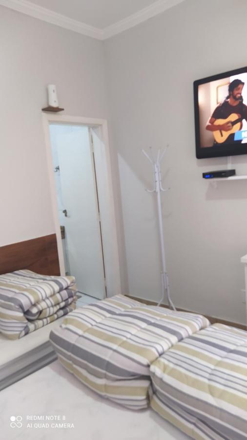 Pousada Quarto Familiar Com Ar,Frigobar,Wi Fi, Garagem Aparecida  Exterior foto